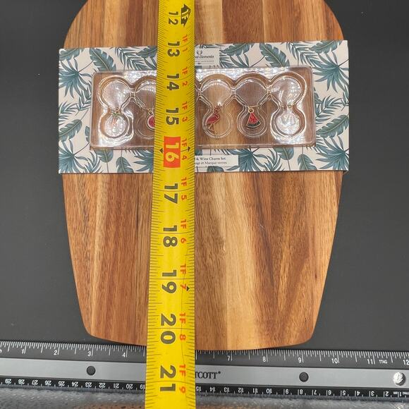 Natural Elements Prosecco Cheese Board with Wine Charms - Picture 8 of 8